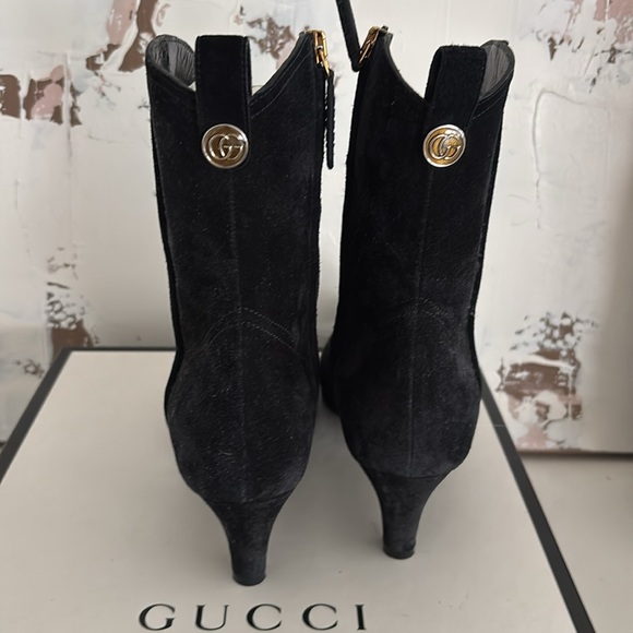 Gucci Black Ankle Booties with Slim Heel - Picture 2 of 6